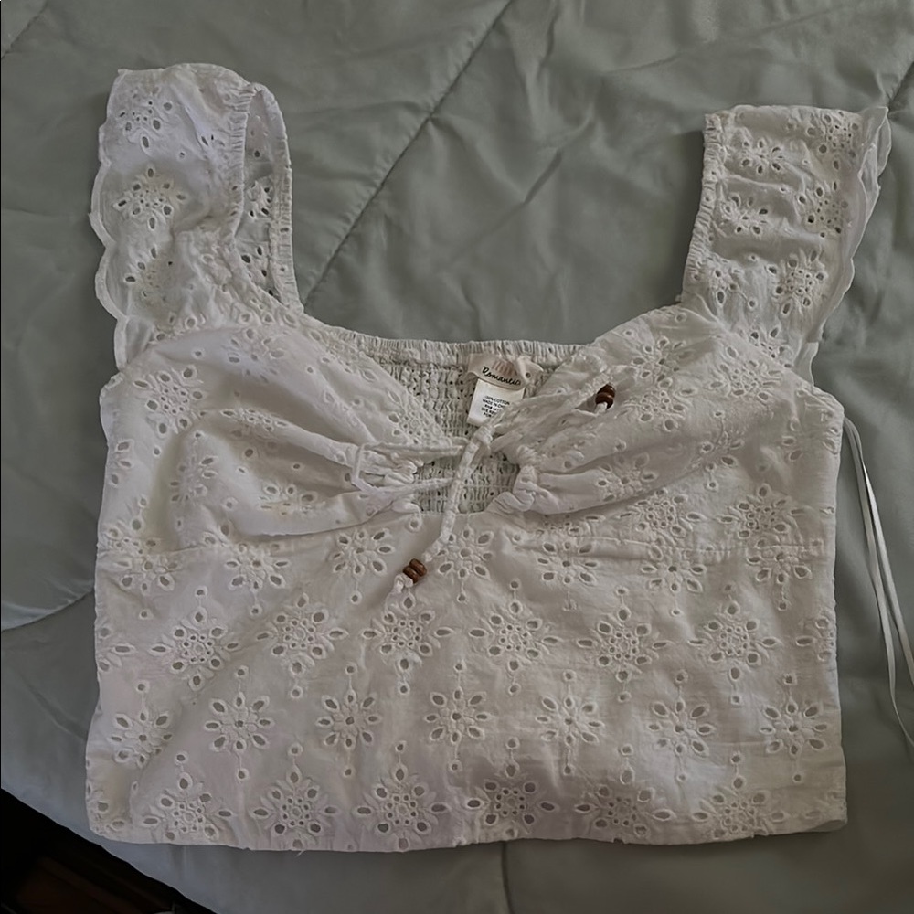 URBAN Romantics White Ruched Crop Blouse